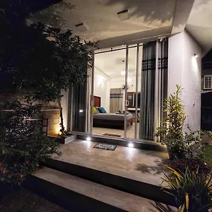 Bed and breakfast Chen - Near Airport